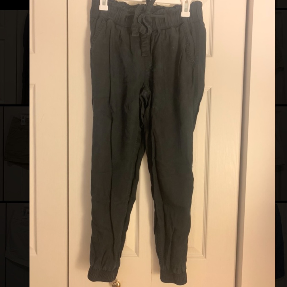 Hollister Black Chino Joggers high rise